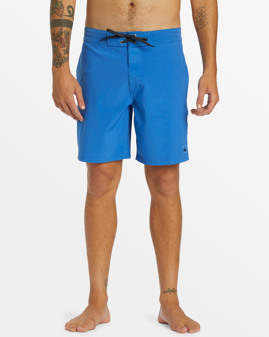 Quiksilver Surfsilk Street Trunk 18 אינץ' Boardshorts - כוכב ספיר